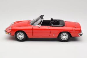 Alfa Romeo 2000 Spider Sarkans Minichamps 1:18 180120930 Metāls — attēls 4 no 8