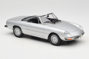 Alfa Romeo 2000 Spider Sudrabs Norev 1:18 187884 Metāls — attēls 4 no 6
