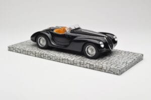 Alfa Romeo 6C 2500 SS Corsa Spider Melns Minichamps 1:18 107120231 Metāls — attēls 4 no 6