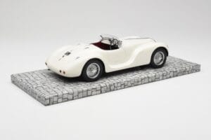 Alfa Romeo 6C 2500 SS Corsa Spider Balts Minichamps 1:18 107120232 Sveķi — attēls 2 no 6