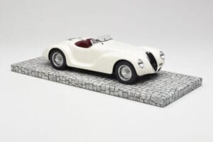 Alfa Romeo 6C 2500 SS Corsa Spider Balts Minichamps 1:18 107120232 Sveķi — attēls 4 no 6