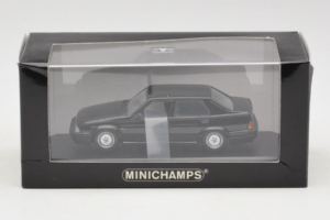 Alfa Romeo 75 3.0 V6 Melns Minichamps 1:43 403120463 Metāls — attēls 4 no 4