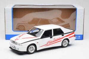 Alfa Romeo 75 Turbo Evoluzione Balts MCG 1:18 MCG18430 Metāls — attēls 6 no 6