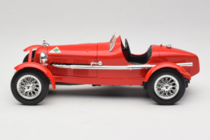 Alfa Romeo 8C 2300 Monza Sarkans Bburago 1:18 3014 Metāls — attēls 3 no 6