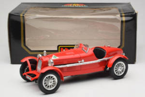 Alfa Romeo 8C 2300 Monza Sarkans Bburago 1:18 3014 Metāls — attēls 6 no 6