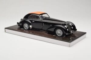 Alfa Romeo 8C 2900B Lungo Melns Minichamps 1:18 100120421 Metāls — attēls 6 no 8