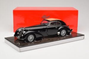 Alfa Romeo 8C 2900B Lungo Melns Minichamps 1:18 100120421 Metāls — attēls 8 no 8