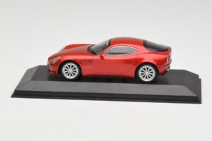 Alfa Romeo 8C Competizione Alfa Sarkans Minichamps 1:43 403120523 Metāls