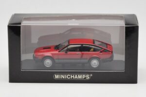 Alfa Romeo Alfetta GTV6 Sarkans Minichamps 1:43 400120140 Metāls — attēls 4 no 4