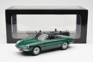 Alfa Romeo Duetto Spider Zaļš AUTOart 1:18 70138 Metāls — attēls 8 no 8