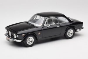 Alfa Romeo Giulia Sprint GTA Melns Road Signature 1:18 92348 Metāls