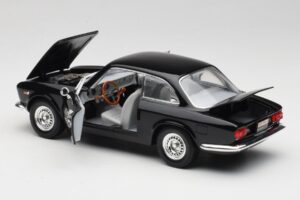 Alfa Romeo Giulia Sprint GTA Melns Road Signature 1:18 92348 Metāls — attēls 5 no 8