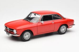 Alfa Romeo GT 1300 Junior LHD Sarkans AUTOart 1:18 70131 Metāls