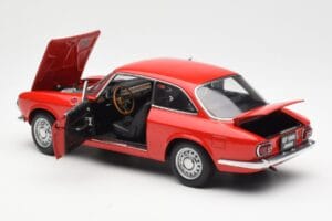 Alfa Romeo GT 1300 Junior LHD Sarkans AUTOart 1:18 70131 Metāls — attēls 5 no 8