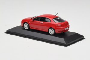 Alfa Romeo GT Alfa Sarkans Minichamps 1:43 400120321 Metāls — attēls 3 no 4