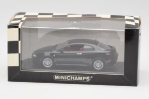 Alfa Romeo GT Melns Minichamps 1:43 400120320 Metāls — attēls 4 no 4