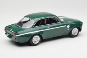 Alfa Romeo GTA 1300 Junior Zaļš Minichamps 1:18 155120022 Metāls — attēls 2 no 6