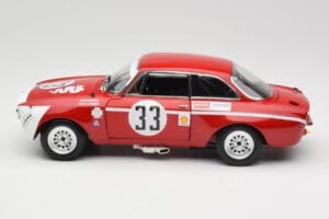 Alfa Romeo GTA 1300 Junior #33 T. Hezemans / G. van Lennep Hezemans Jarama 1972 Minichamps 1:18 100721233 Metāls — attēls 4 no 8