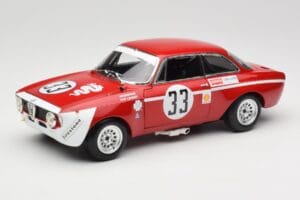 Alfa Romeo GTA 1300 Junior #33 T. Hezemans / G. van Lennep Hezemans Jarama 1972 Minichamps 1:18 100721233 Metāls