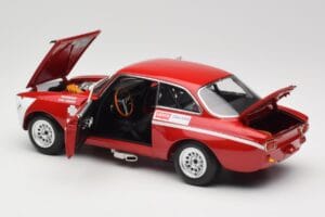 Alfa Romeo GTA 1300 Junior #33 T. Hezemans / G. van Lennep Hezemans Jarama 1972 Minichamps 1:18 100721233 Metāls — attēls 5 no 8