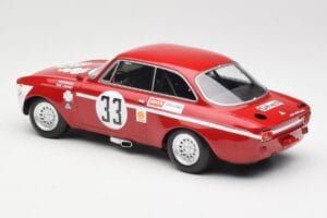 Alfa Romeo GTA 1300 Junior #33 T. Hezemans / G. van Lennep Division 1 Winners 4 Hours of Jarama 1972 Minichamps 1:18 15572123 — attēls 5 no 6