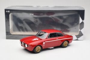 Alfa Romeo GTA 1300 Junior Sarkans Minichamps 1:18 155120020 Metāls — attēls 6 no 6