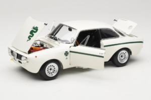 Alfa Romeo GTA 1300 Junior Balts Minichamps 1:18 100120501 Metāls — attēls 2 no 8