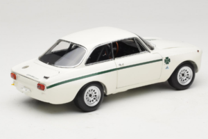 Alfa Romeo GTA 1300 Junior Balts Minichamps 1:18 100120501 Metāls — attēls 3 no 8