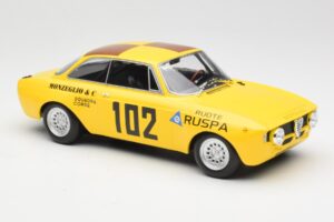 Alfa Romeo GTA 1300 #102 Squadra Corse R. Zanetti / M. Ruspa / Monzeglio Targa Florio 1971 Minichamps 1:18 155711202 Metāls — attēls 4 no 6