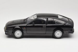 Alfa Romeo GTV6 Melns Solido 1:18 S1802302 Metāls — attēls 4 no 8