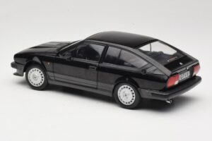 Alfa Romeo GTV6 Melns Solido 1:18 S1802302 Metāls — attēls 7 no 8