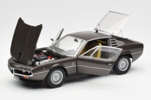 Alfa Romeo Montreal Brūns Metaliks AUTOart 1:18 70173 Metāls — attēls 2 no 8