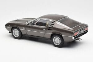 Alfa Romeo Montreal Brūns Metaliks AUTOart 1:18 70173 Metāls — attēls 7 no 8