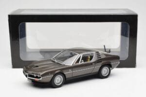 Alfa Romeo Montreal Brūns Metaliks AUTOart 1:18 70173 Metāls — attēls 8 no 8