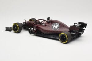 Alfa Romeo Racing C38 #7 K. Raikkonen Valentine's Day Livery Shakedown Fiorano 14th February 2019 Minichamps 1:18 110199907 M — attēls 5 no 6