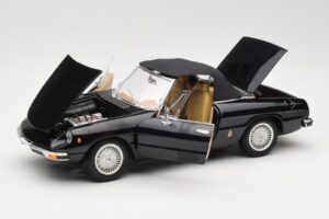 Alfa Romeo Spider 916 Veloce Melns Ricko 1:18 32107 Metāls — attēls 2 no 8