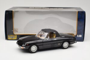 Alfa Romeo Spider 916 Veloce Melns Ricko 1:18 32107 Metāls — attēls 8 no 8