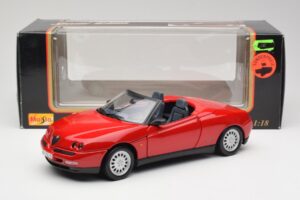 Alfa Romeo Spider 916 Alfa Sarkans Maisto 1:18 50278 Metāls — attēls 8 no 8