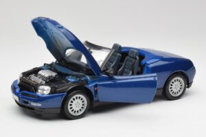Alfa Romeo Spider 916 Periwinkle Zils Maisto 1:18 50308 Metāls — attēls 2 no 7