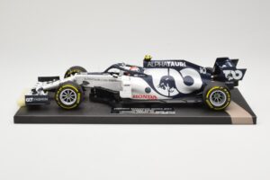 AlphaTauri Honda AT01 #10 P. Gasly Winner Italian GP 2020 Minichamps 1:18 117200810 Metāls