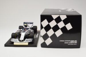 AlphaTauri Honda AT01 #10 P. Gasly Winner Italian GP 2020 Minichamps 1:18 117200810 Metāls — attēls 6 no 6