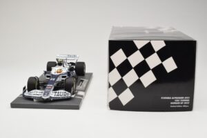 AlphaTauri AT03 #22 Y. Tsunoda Bahrain GP 2022 Minichamps 1:18 117220122 Metāls — attēls 6 no 6