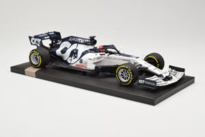 AlphaTauri Honda AT01 #26 D. Kvyat Italian GP 2020 Minichamps 1:18 117200826 Metāls — attēls 4 no 6
