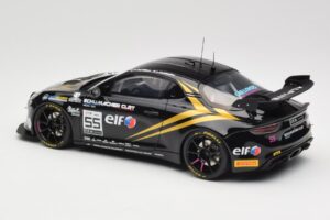Alpine A110 GT4 Evo #55 P. Huteau / L. Hurgon GT4 European Series 2024 Otto 1:18 OT1149 Sveķi — attēls 5 no 6