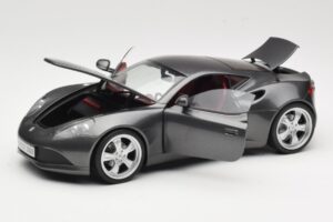 Artega GT Grey Metallic Revell 1:18 09024 Metāls — attēls 2 no 8