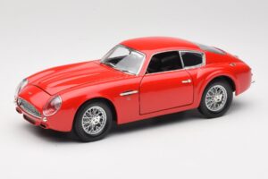 Aston Martin DB4 GT Zagato Sarkans Road Signature 1:18 92728 Metāls