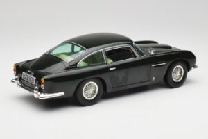 Aston Martin DB5 California Salvijas Zaļš Chrono 1:18 H1001 Metāls — attēls 3 no 8