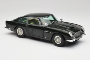 Aston Martin DB5 California Salvijas Zaļš Chrono 1:18 H1001 Metāls — attēls 6 no 8