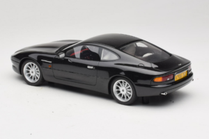 Aston Martin DB7 Bowland Black Cult Models 1:18 CML187-2 Sveķi — attēls 5 no 6