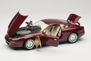 Aston Martin DB7 Sarkans Guiloy 1:18 67550 Metāls — attēls 2 no 8